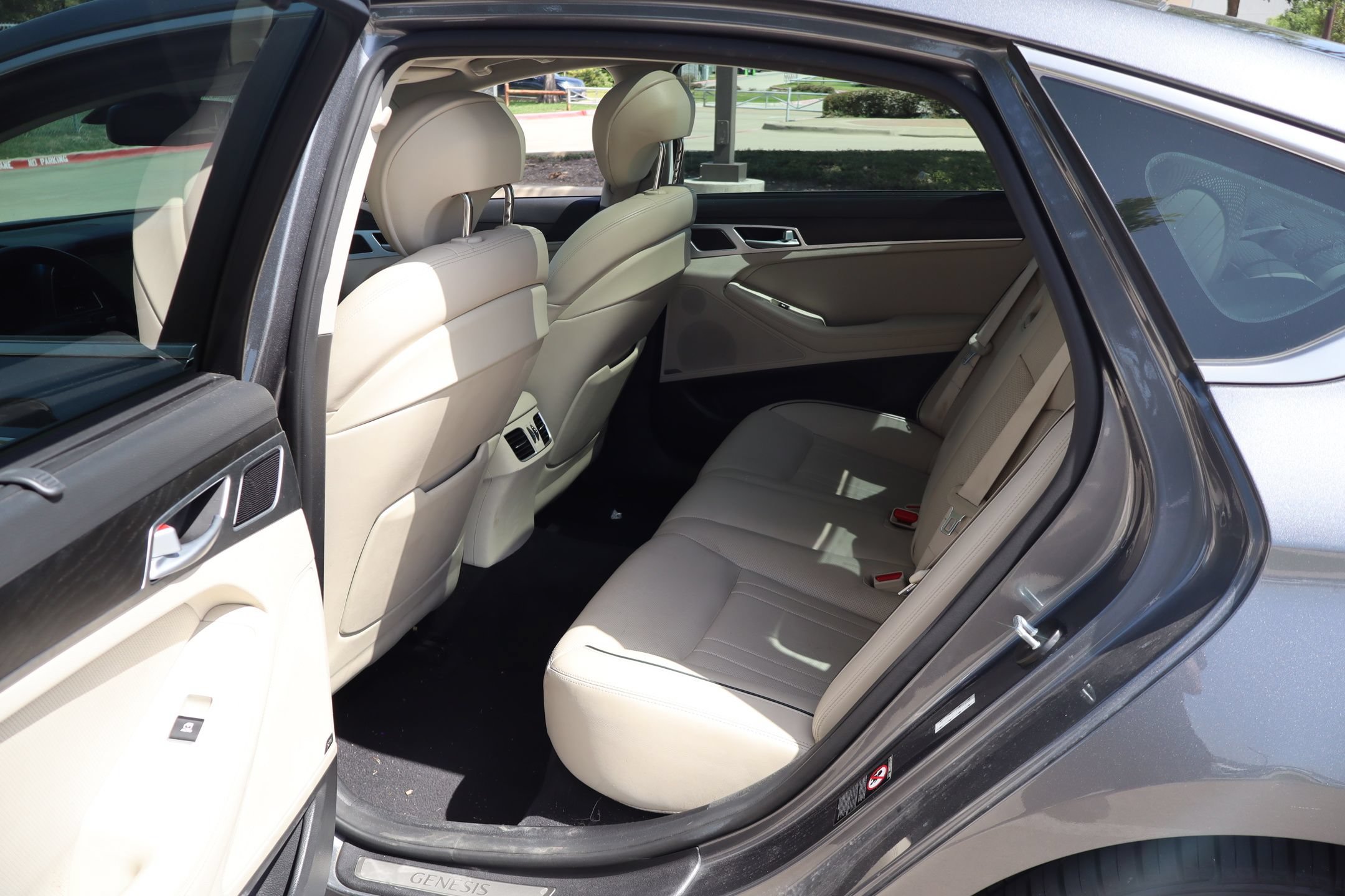 Used 2017 Genesis G80 3.8 w/ Option Group 03 RWD image 26