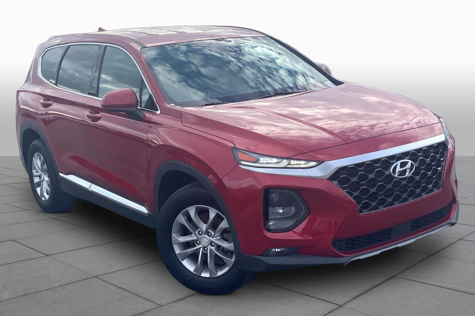 Used 2019 Hyundai Santa Fe SEL FWD image 3