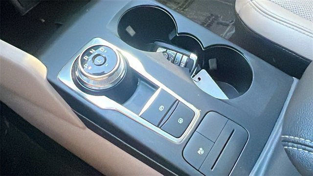 Certified 2022 Ford Escape SEL w/ Technology Package image 27