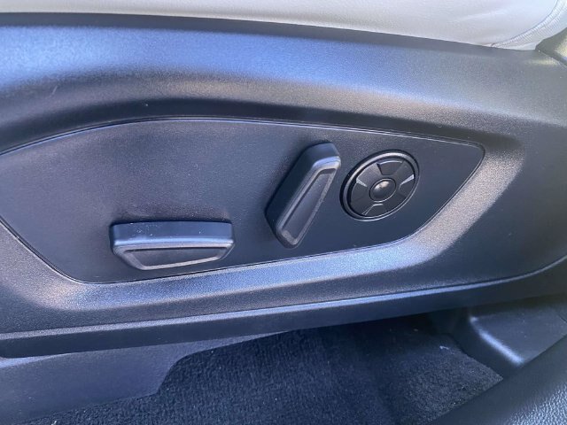 Certified 2025 Ford Explorer Platinum w/ Ultimate Package RWD image 17