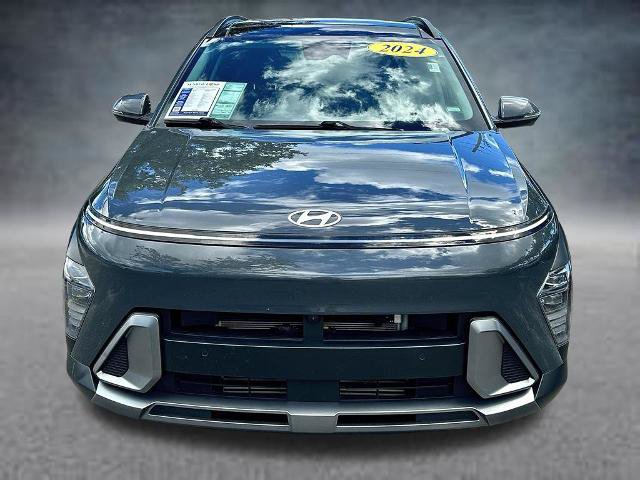 Used 2024 Hyundai Kona Limited FWD image 2