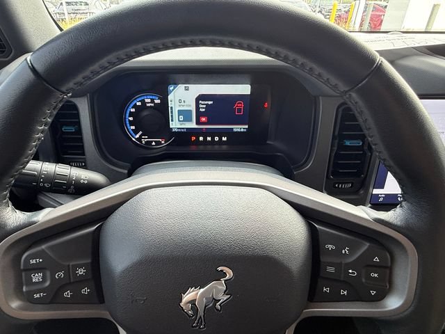 Certified 2024 Ford Bronco Black Diamond AWD/4WD image 19