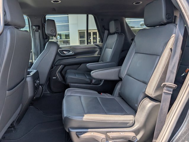 Used 2024 Chevrolet Tahoe LT AWD/4WD image 32