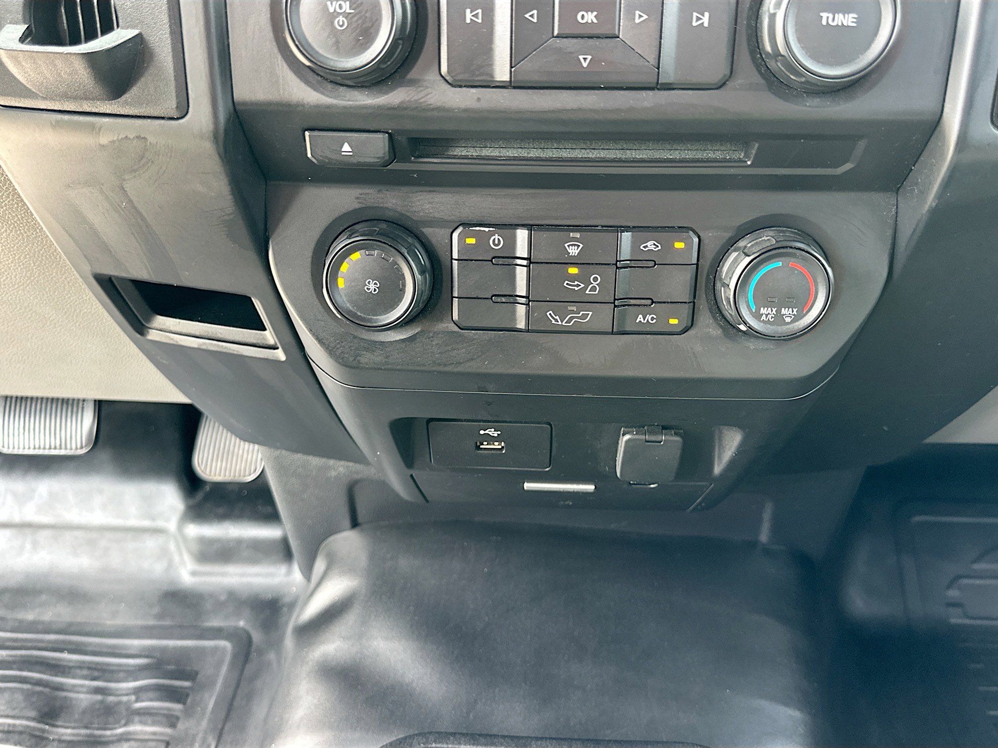 Certified 2017 Ford F150 XL w/ Equipment Group 101A Mid RWD image 14