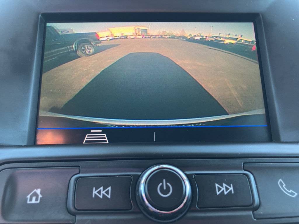 Used 2021 GMC Terrain SLE w/ Elevation Edition image 18