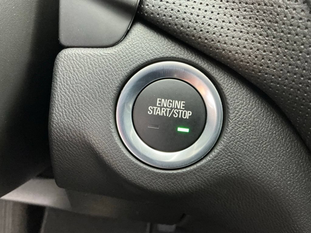 Used 2024 Chevrolet Equinox Premier FWD image 33