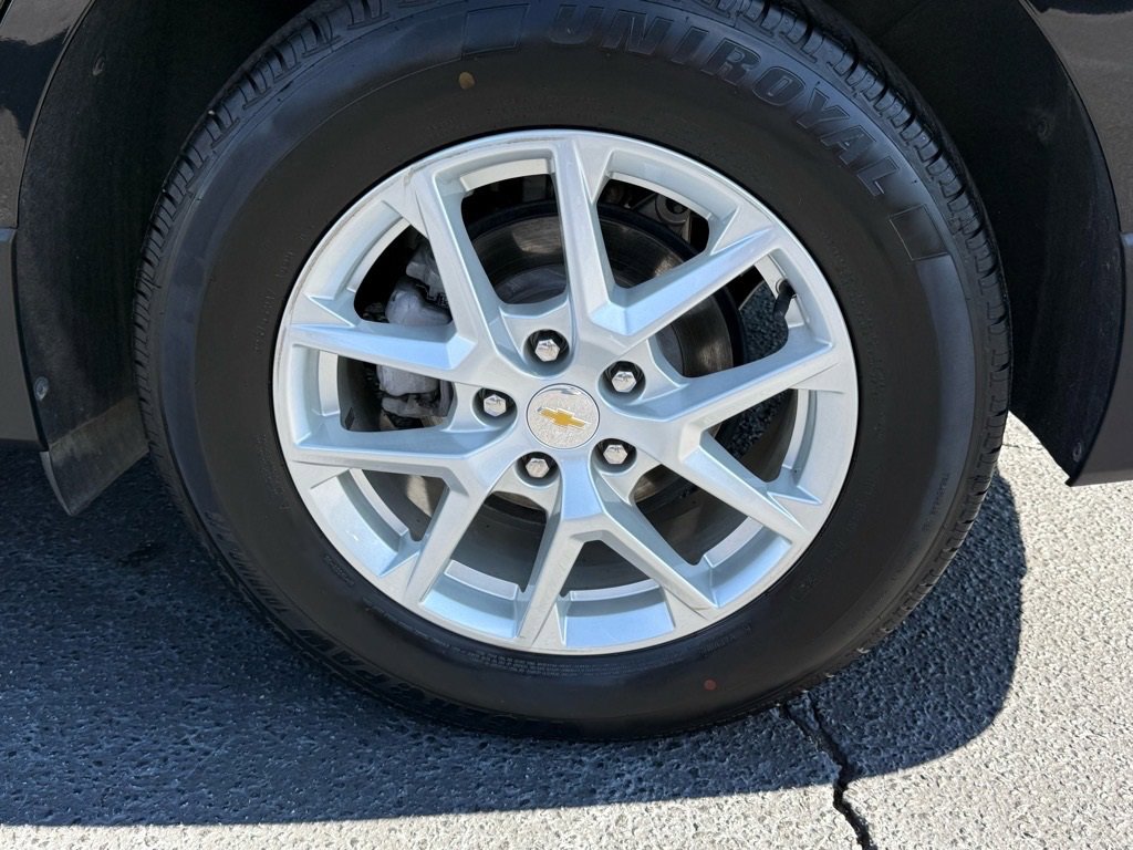 Used 2022 Chevrolet Equinox LS image 15