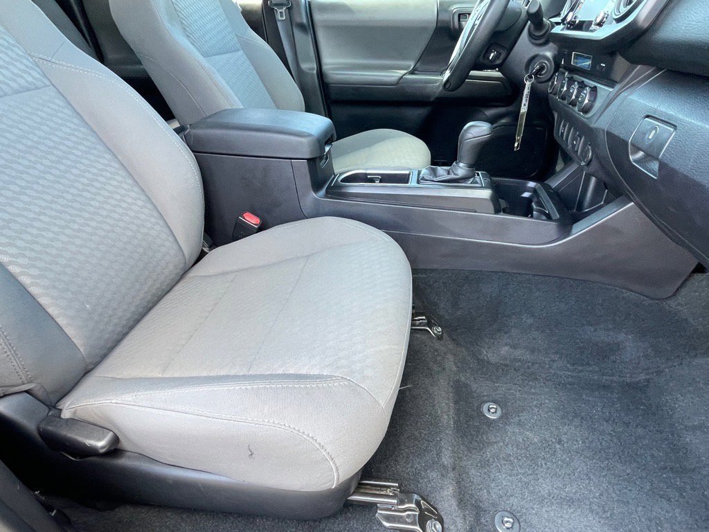 Used 2021 Toyota Tacoma SR image 12