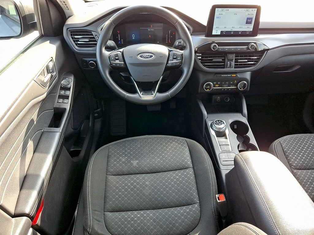 Certified 2024 Ford Escape Active AWD/4WD image 11
