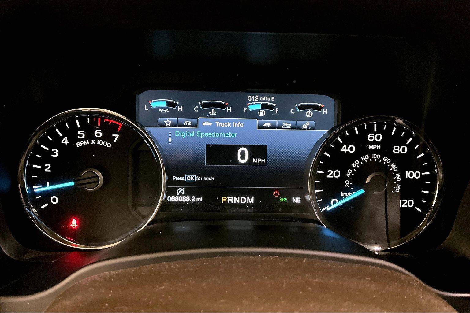 Certified 2019 Ford F150 Lariat w/ Equipment Group 502A Luxury image 19