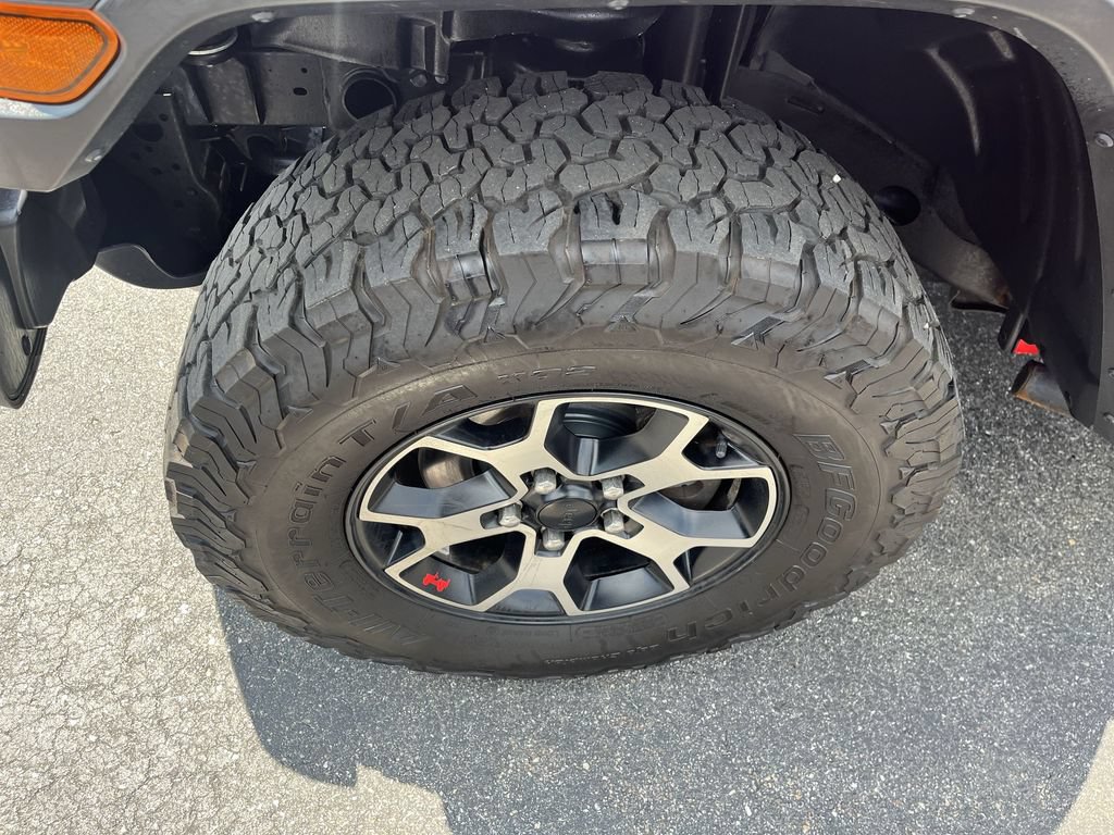 Used 2021 Jeep Wrangler Unlimited Rubicon AWD/4WD image 2