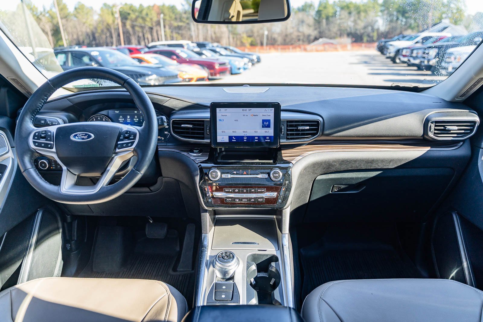 Certified 2023 Ford Explorer Limited w/ Equipment Group 301A image 24