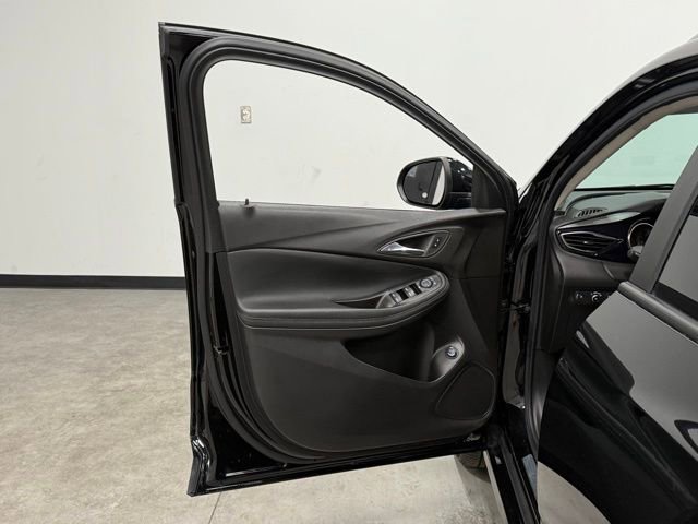 Used 2022 Buick Encore GX Select w/ Sport Touring Package image 12