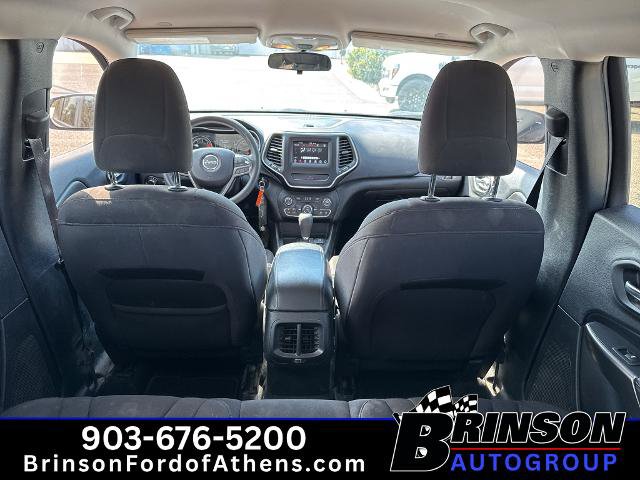 Used 2020 Jeep Cherokee Latitude FWD image 10