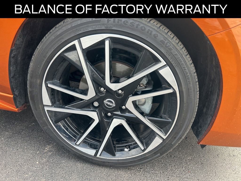 Used 2025 Nissan Sentra SR w/ SR Premium Package image 4