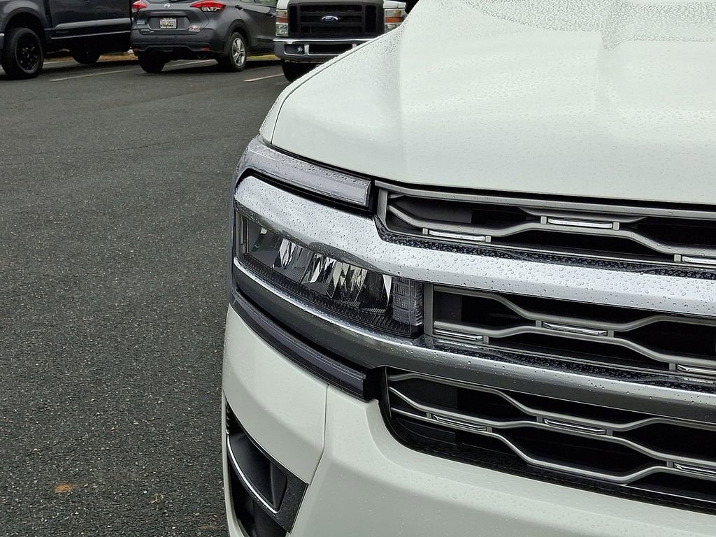 Certified 2023 Ford Expedition Max Platinum image 9