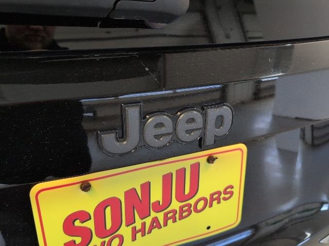 Used 2017 Jeep Renegade Trailhawk image 32