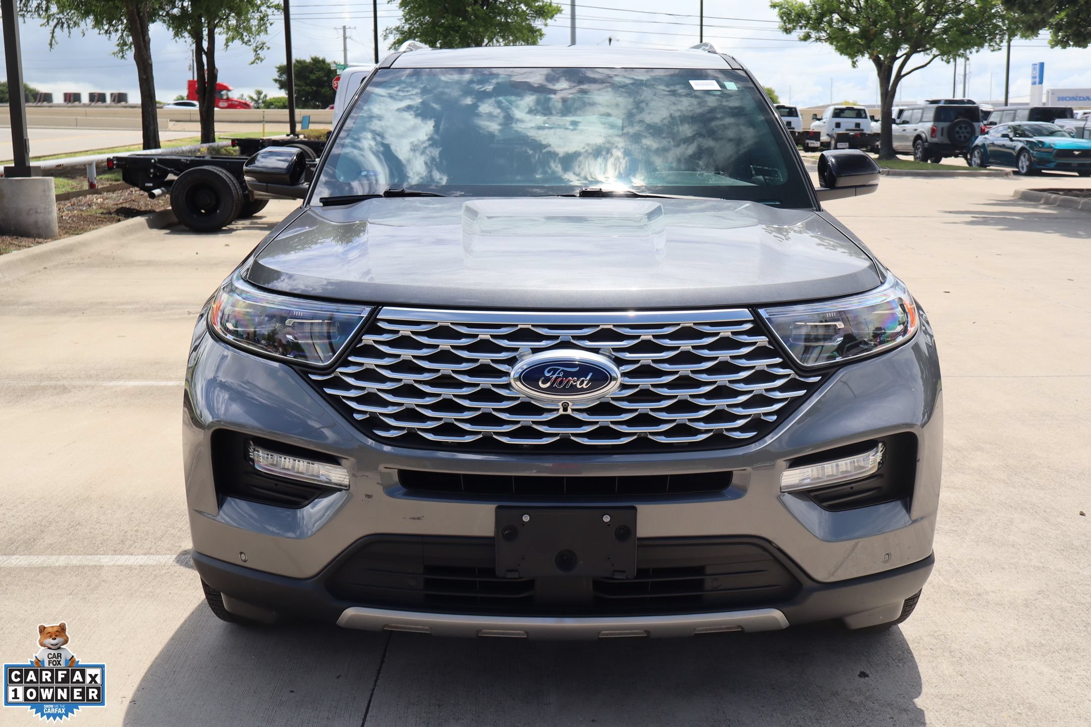 Certified 2022 Ford Explorer Platinum w/ Equipment Group 601A RWD image 9