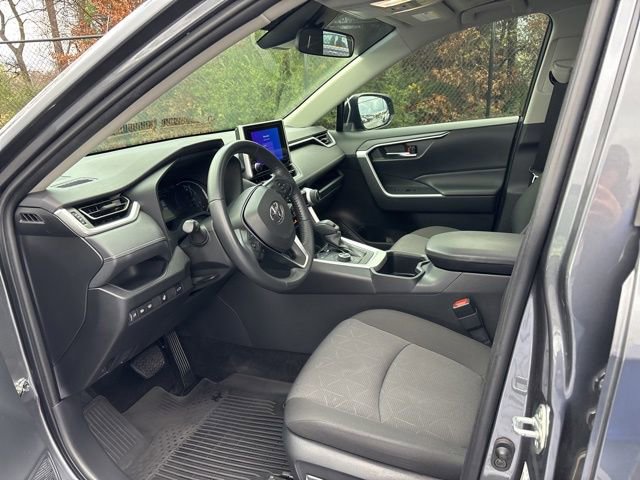 Used 2023 Toyota RAV4 XLE w/ Convenience Package image 15