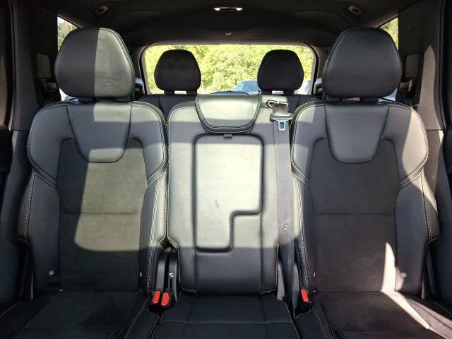 Used 2022 Volvo XC90 T8 R-Design AWD/4WD image 13