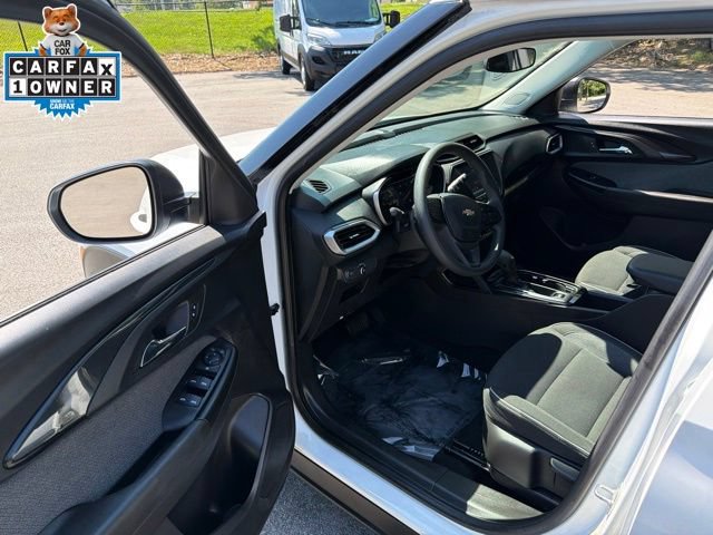 Used 2023 Chevrolet TrailBlazer LS FWD image 11