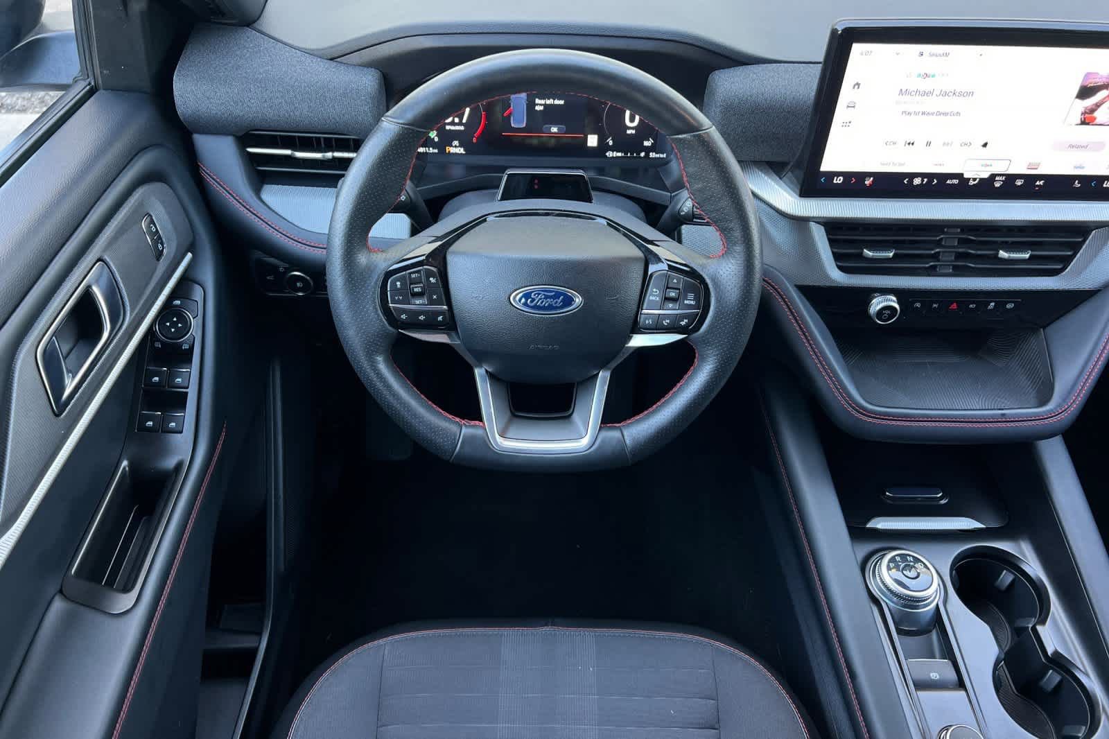 Certified 2025 Ford Explorer ST-Line w/ ST-Line Street Pack AWD/4WD image 15