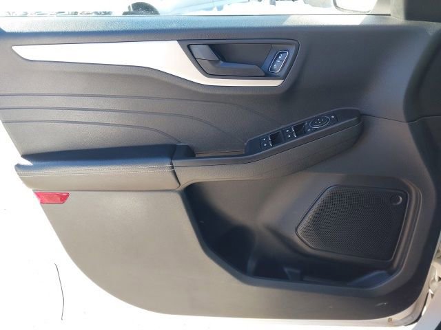Certified 2022 Ford Escape SE image 15