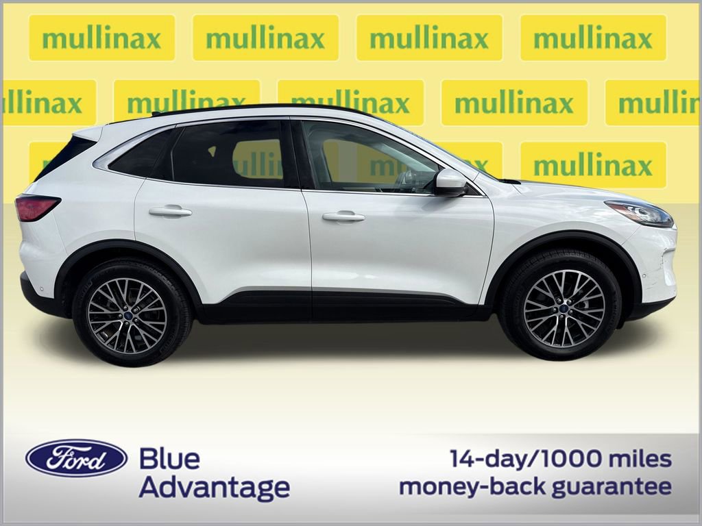 Certified 2022 Ford Escape Titanium w/ Titanium Premium Package video 2