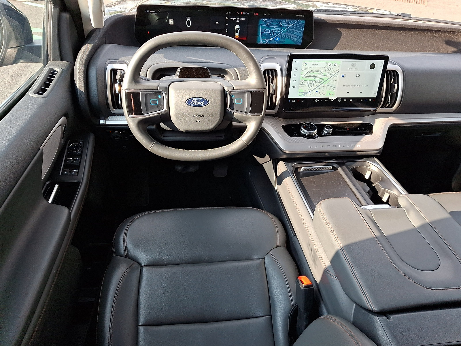 Certified 2025 Ford Expedition Active AWD/4WD image 13