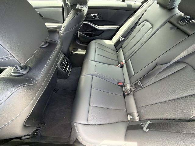 Used 2025 BMW 330i Sedan RWD image 15