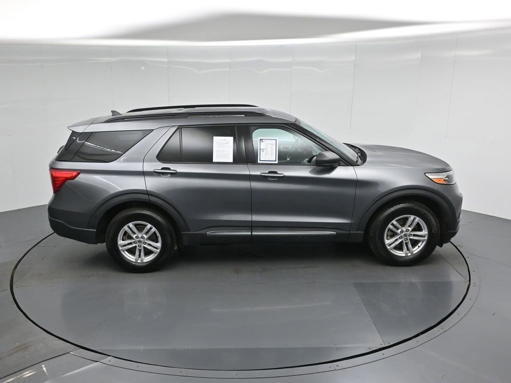 Certified 2022 Ford Explorer XLT w/ Class IV Trailer Tow Package image 10