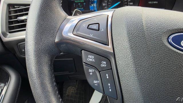 Certified 2018 Ford Edge SEL w/ Equipment Group 201A AWD/4WD image 13