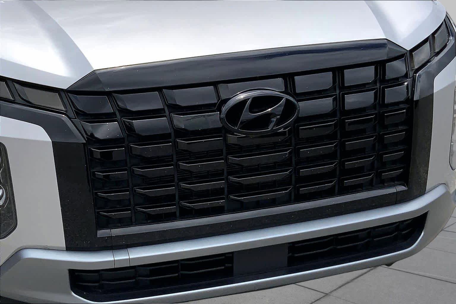 Used 2025 Hyundai Palisade SEL FWD image 28