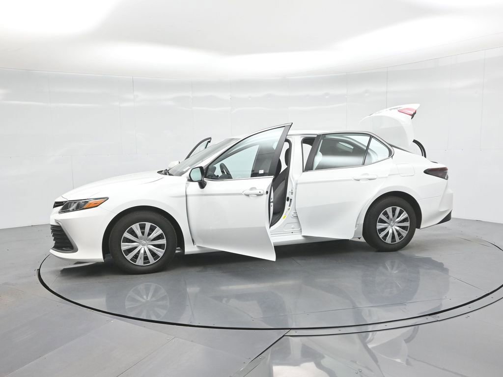 Used 2023 Toyota Camry LE image 55