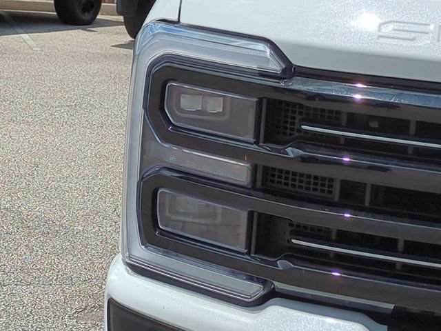 Certified 2026 Ford F350 Platinum w/ FX4 Off-Road Package AWD/4WD image 10