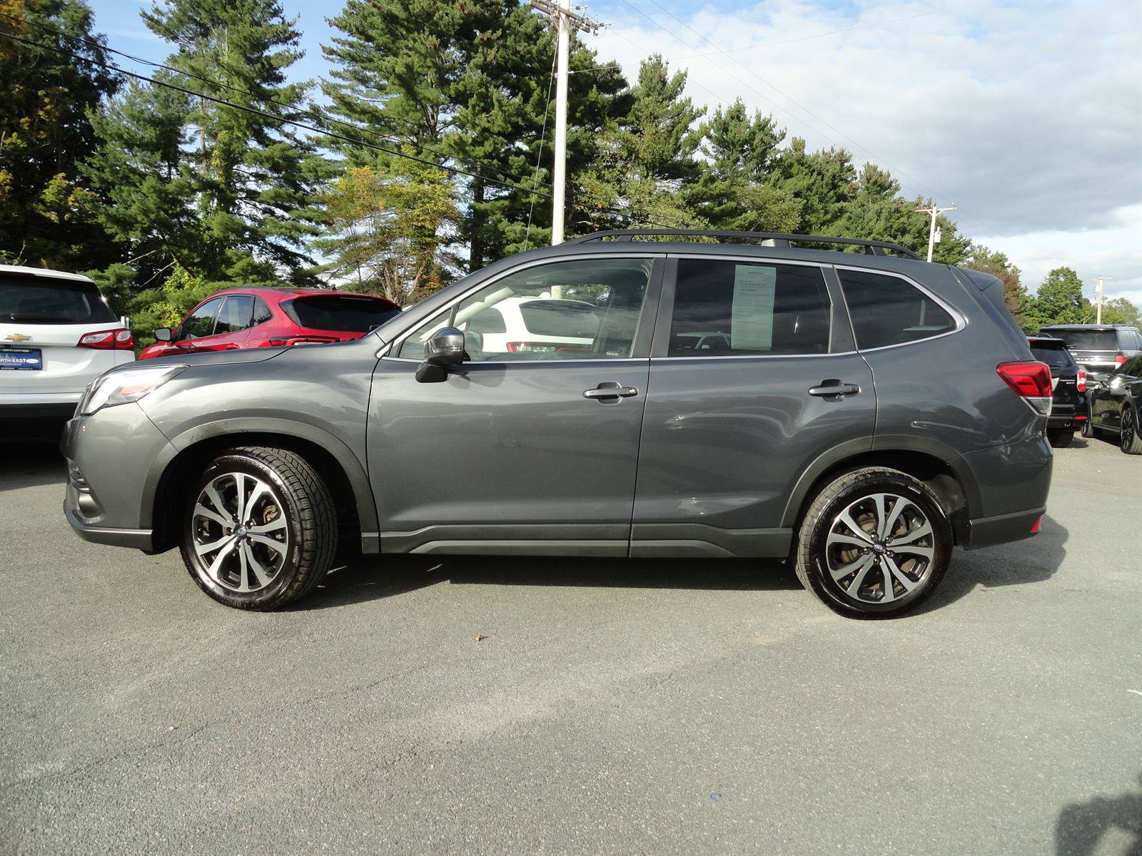 Used 2023 Subaru Forester Limited AWD/4WD image 8