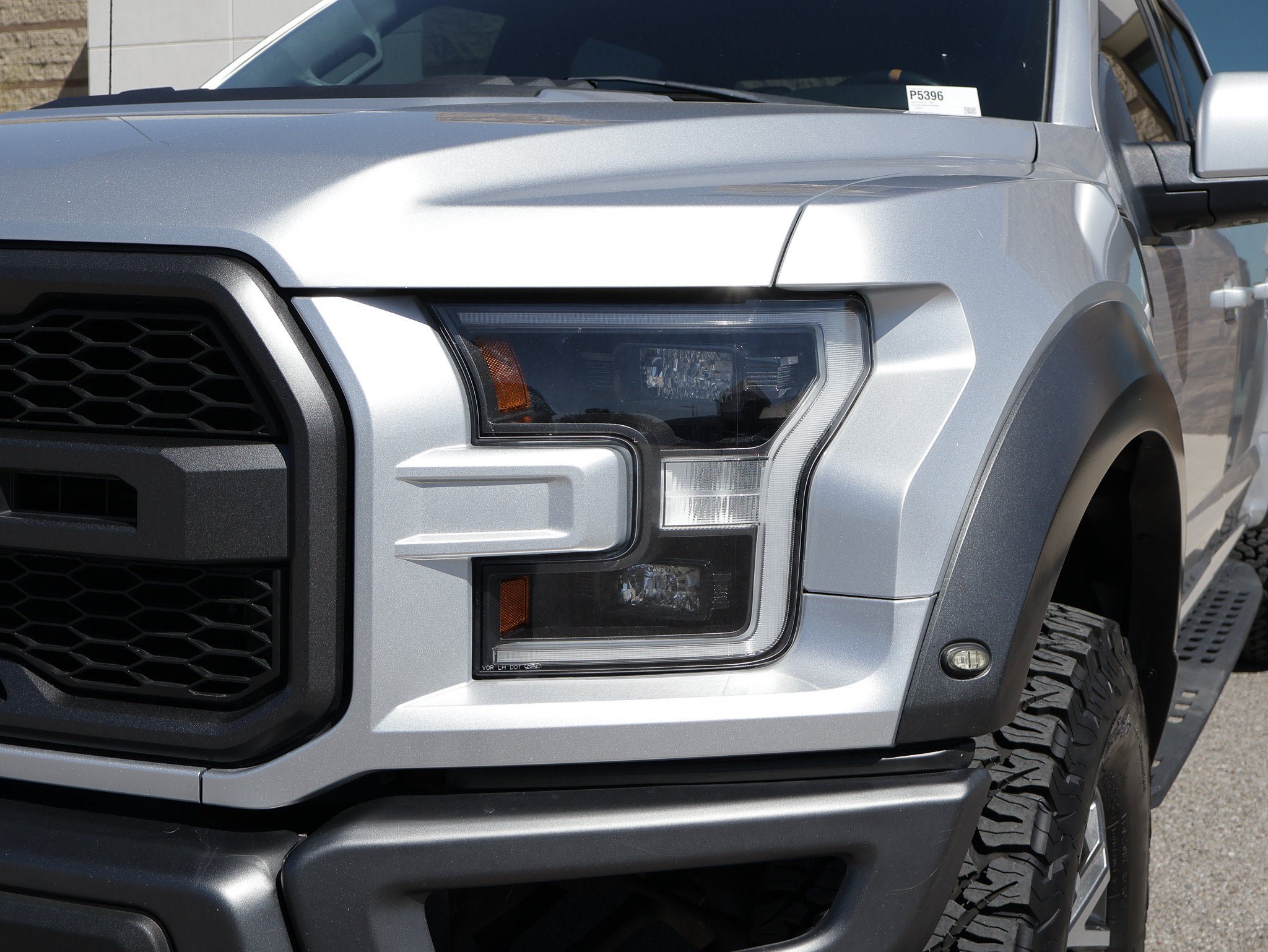 Certified 2018 Ford F150 Raptor w/ Equipment Group 802A Luxury AWD/4WD image 14