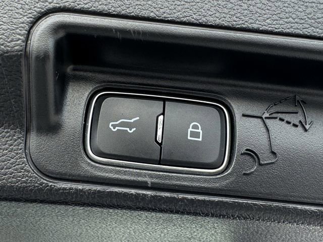 Certified 2022 Ford Explorer XLT w/ Equipment Group 202A image 32