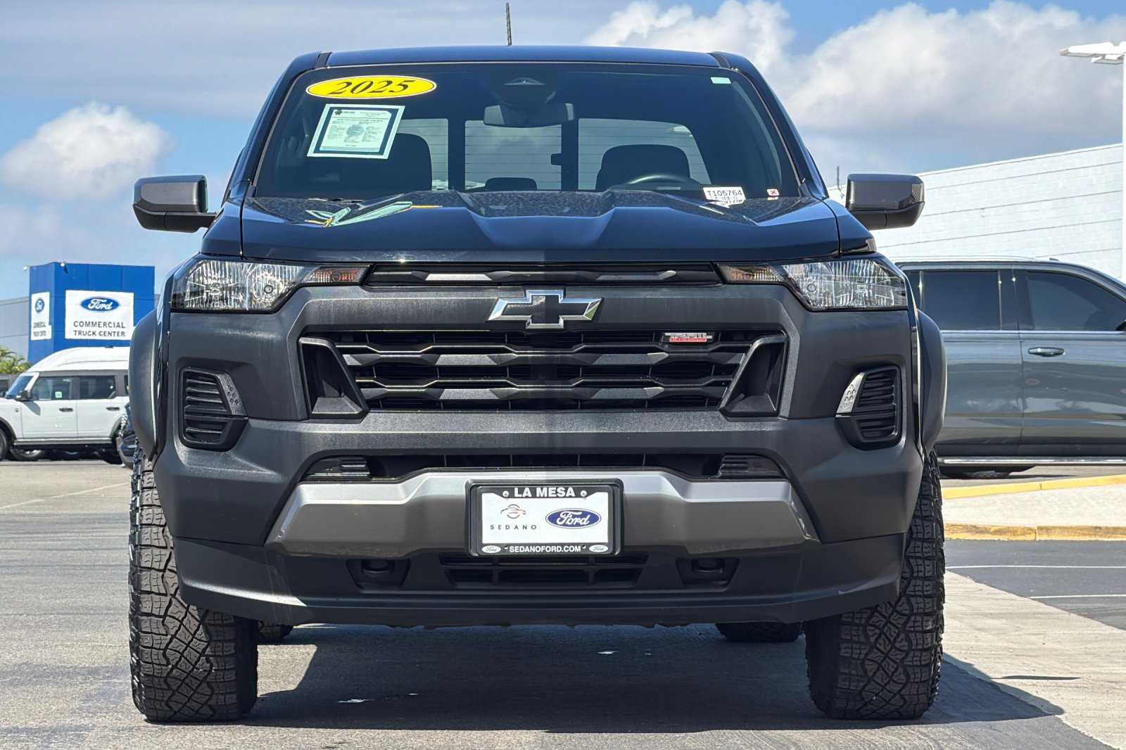Used 2025 Chevrolet Colorado Trail Boss AWD/4WD image 8