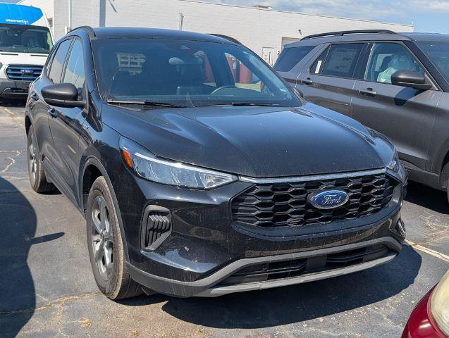 Certified 2025 Ford Escape ST-Line FWD image 6