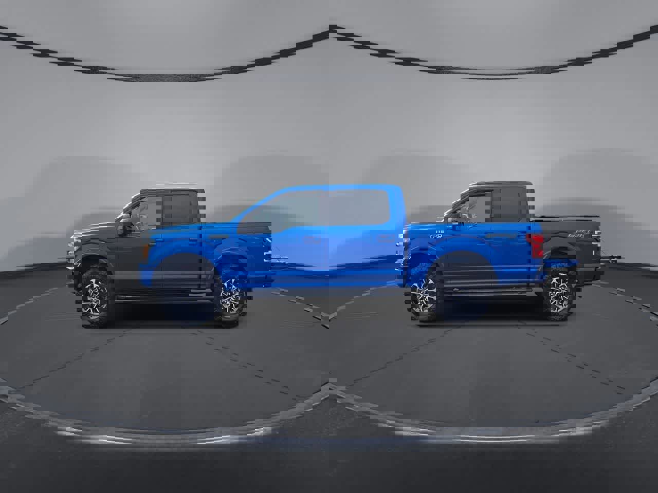 Certified 2019 Ford F150 XLT w/ Equipment Group 302A Luxury image 4