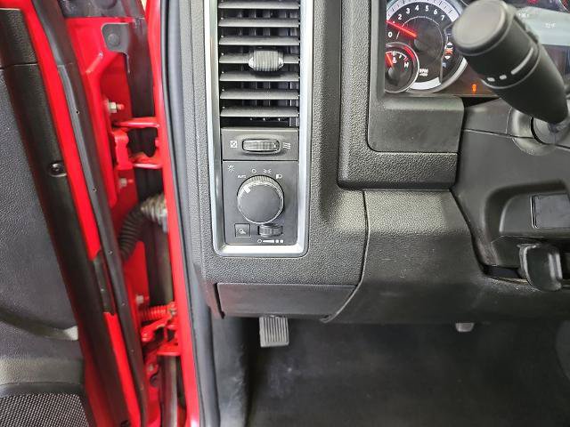 Used 2023 RAM 1500 Classic SLT w/ Trailer & Traction Group AWD/4WD image 25