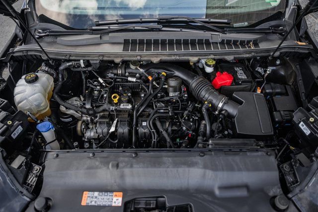 Certified 2022 Ford Edge SE w/ Black Appearance Package image 27