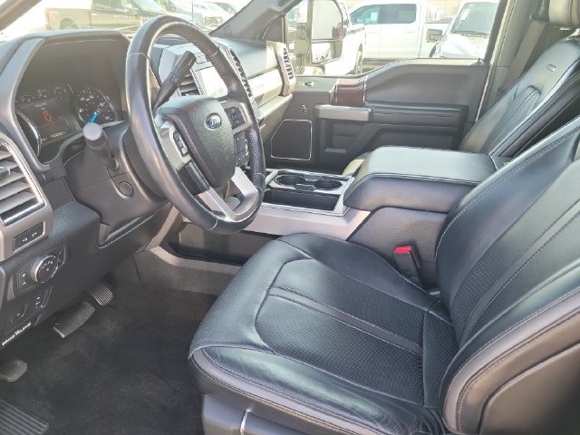 Certified 2017 Ford F350 Platinum w/ Platinum Ultimate Package AWD/4WD image 21