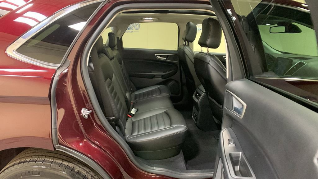Certified 2022 Ford Edge SEL w/ Convenience Package image 16