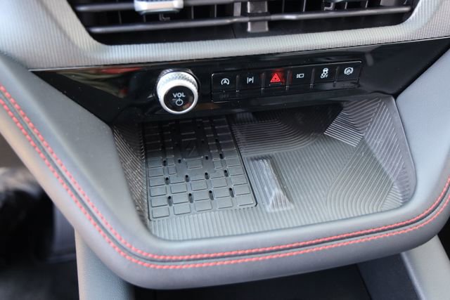 Certified 2025 Ford Explorer ST-Line w/ Premium Package RWD image 25