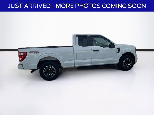 Certified 2022 Ford F150 XL w/ STX Appearance Package AWD/4WD image 9