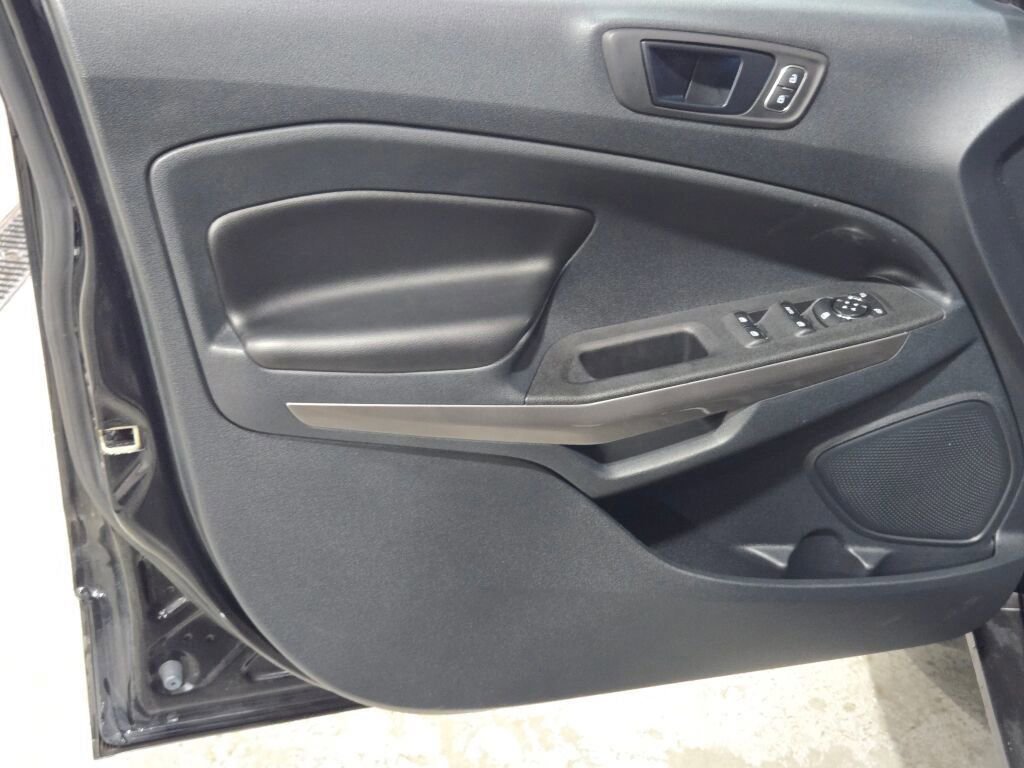Certified 2020 Ford EcoSport SES image 24