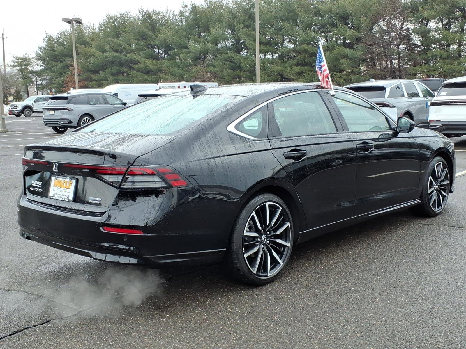 Used 2023 Honda Accord Touring image 7