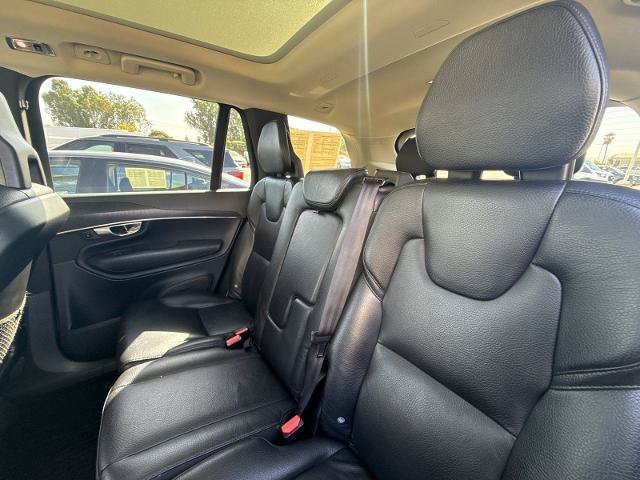 Used 2020 Volvo XC90 T6 Momentum AWD/4WD image 11